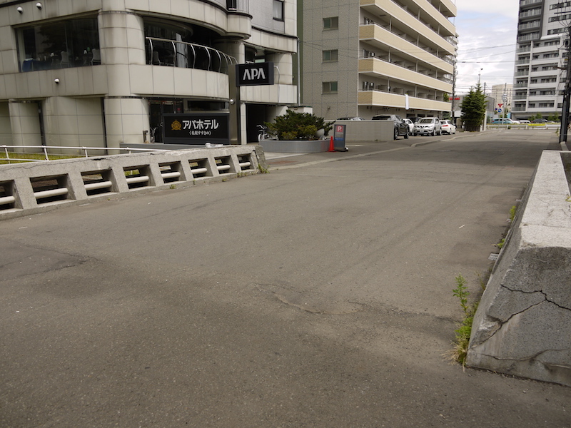 中の橋(札幌市中央区) 終点右側から撮影した南6・7条中通線