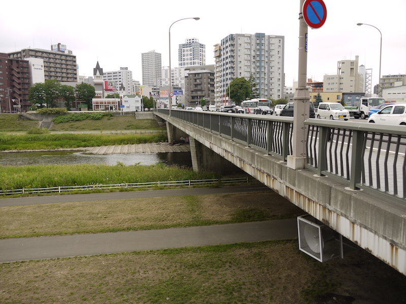 豊平橋(札幌市中央区・豊平区) 終点左側から撮影した豊平橋(1)