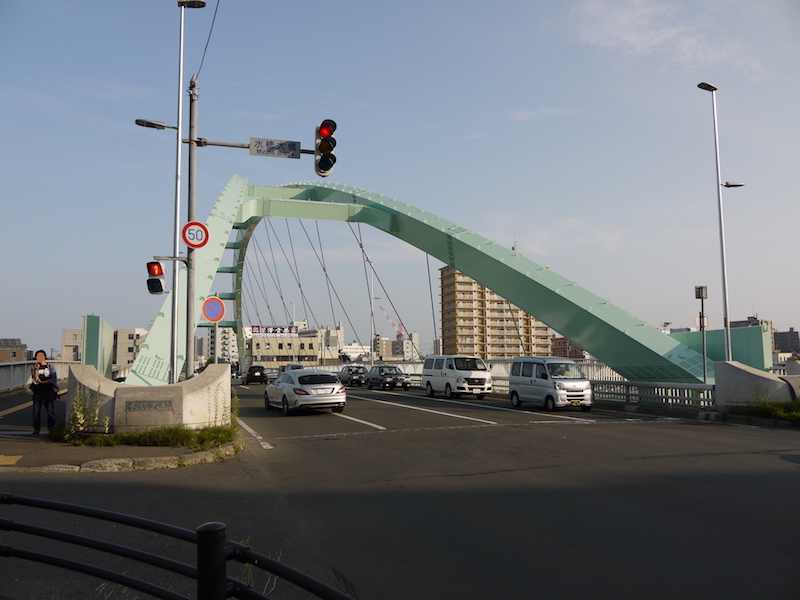 水穂大橋(札幌市中央区・白石区) 起点左側から撮影した水穂大橋(1)