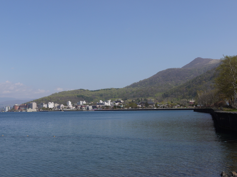 洞爺湖 有珠山噴火記念公園より撮影 北海道