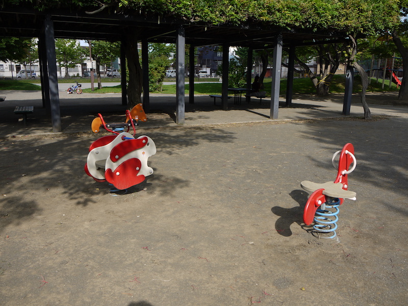ときわぎ公園(札幌市) スプリング遊具(1)