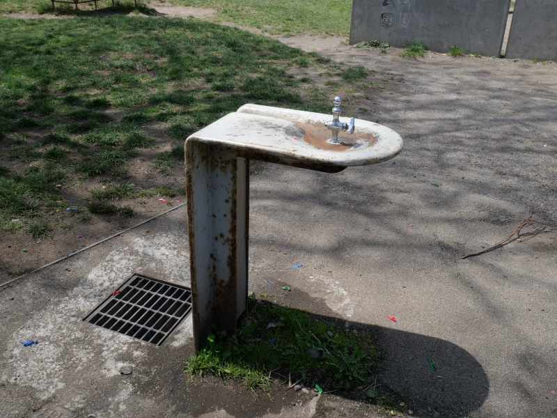 あかしや公園(札幌市) 水飲台