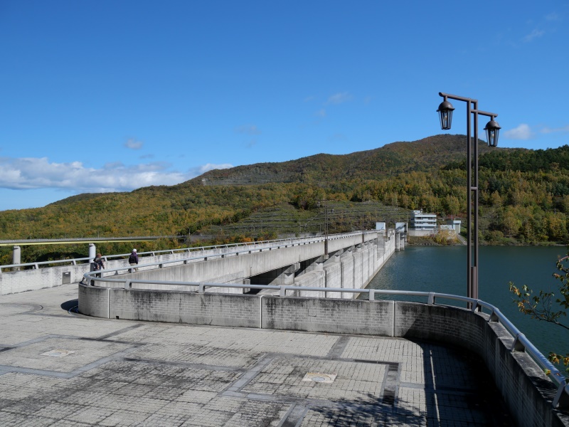 朝里ダム(小樽市) 堤体上流側
