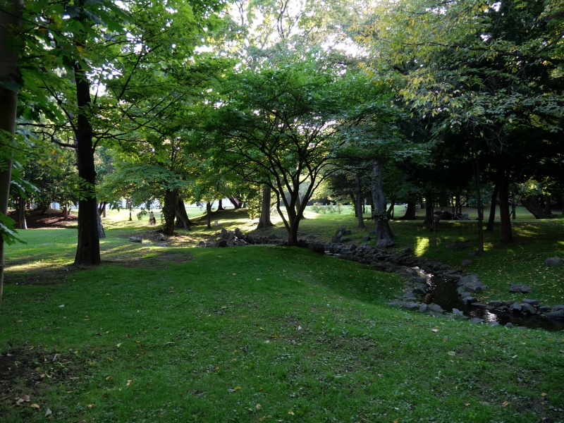 北海道知事公館(札幌市) 庭園内園路