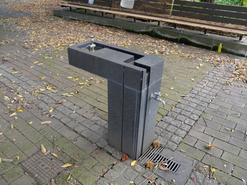 宮部記念緑地(札幌市) 水飲み台